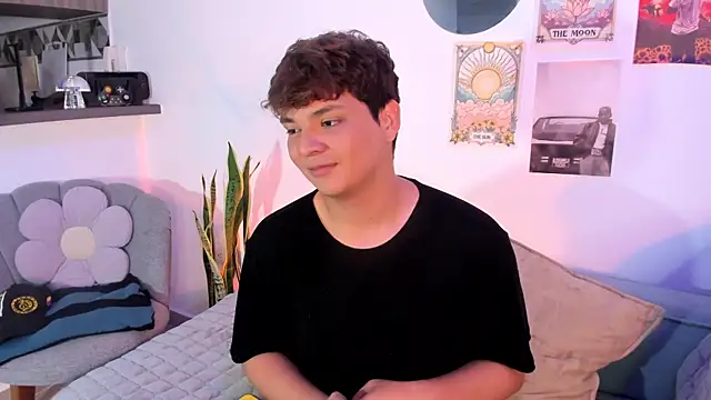 adam_angelssss webcam