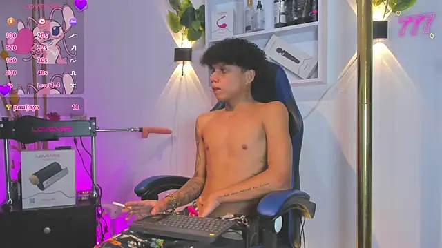 _taylor_black webcam