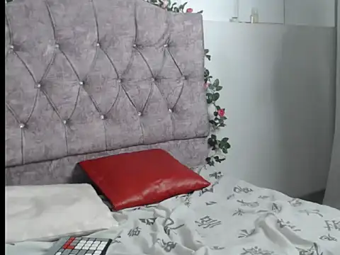 naomy_rosse17 webcam