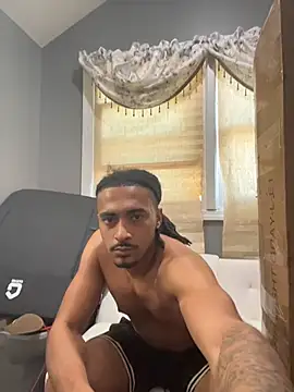 Mellyj053 Live Webcam on Stripchat
