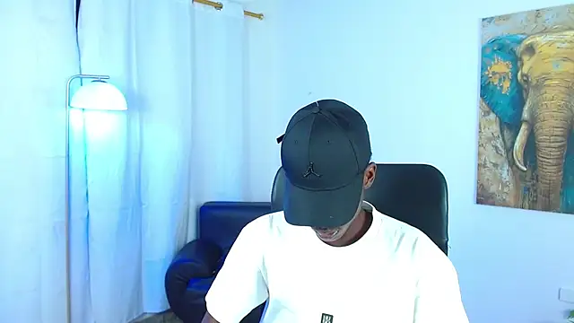 alexaandro18 webcam