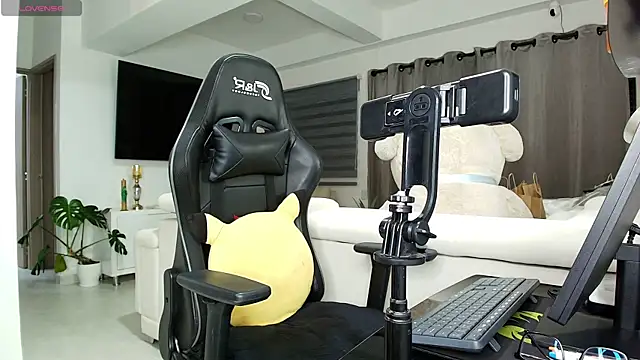 brunothompson3 live sex cam