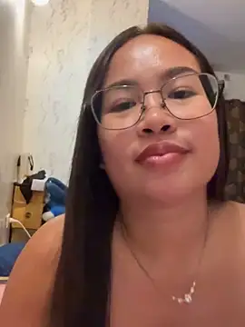 Ponthip webcam