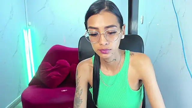 KarlaSlutSkinny__ webcam