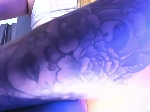 cristina697 webcam