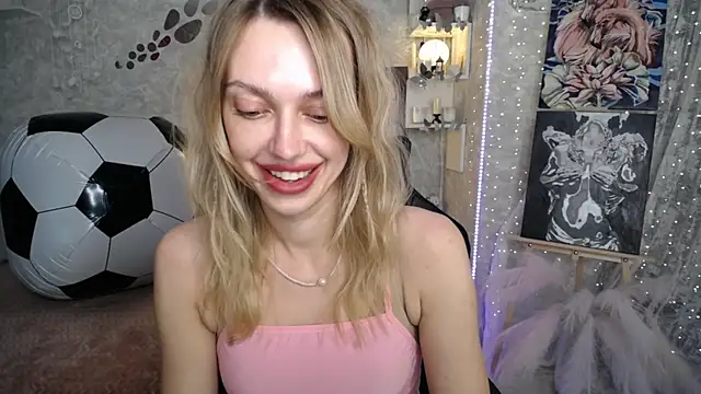 NickyAdamidi webcam