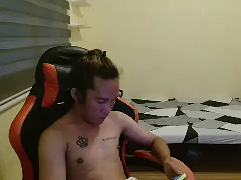ashelyxyn69xx webcam