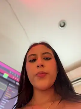 Juanita-Diaz live sex cam
