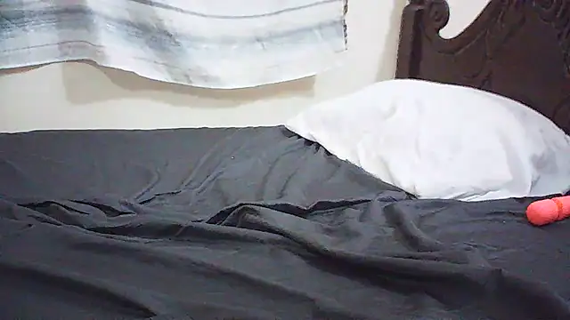 emmyteaz1 webcam