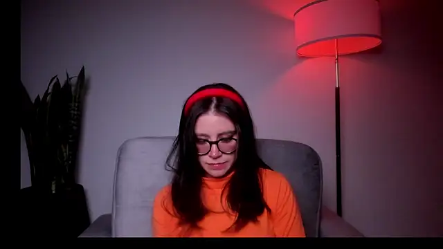 HazelKush webcam