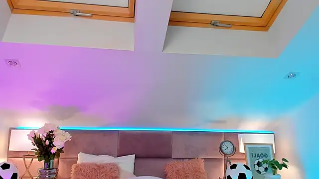 MiaMuse live cam on StripChat
