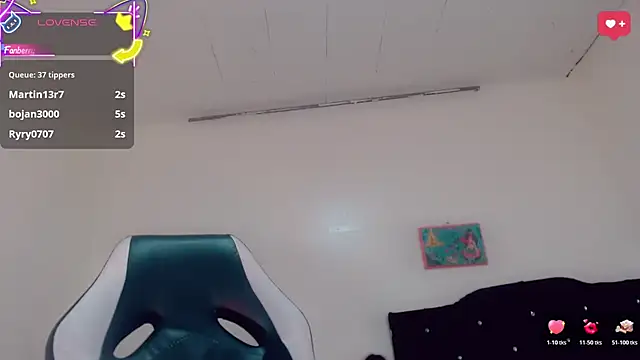 Oriana_braom webcam