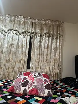 Tayler_Kim webcam