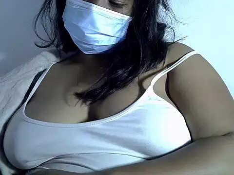 Artinah22 webcam