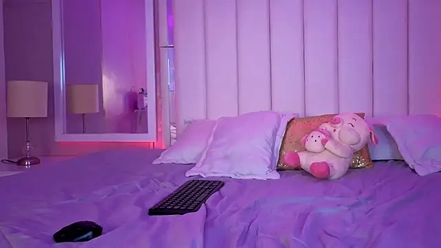 Alyana_Skinny webcam
