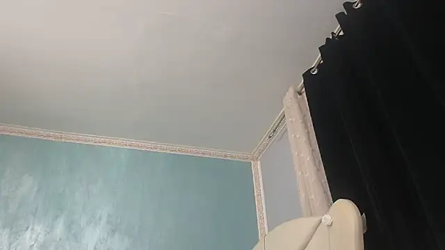 LaraLanee webcam