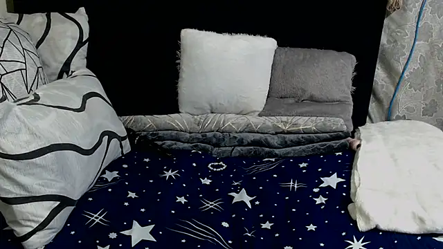 CyanBitch webcam