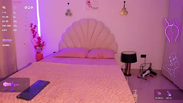 NahomyVega live cam on StripChat