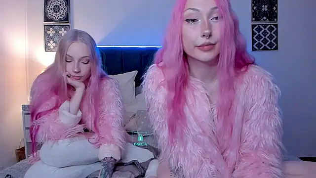 AlexRoseLiRed webcam