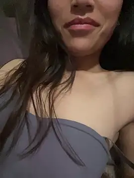 Linny_sexy live cam on StripChat