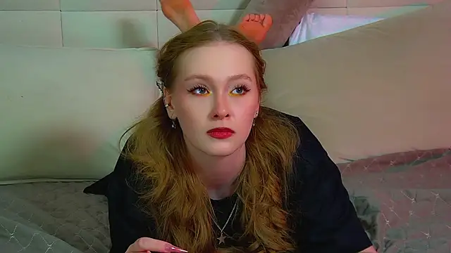 AgataFoxley live cam on StripChat