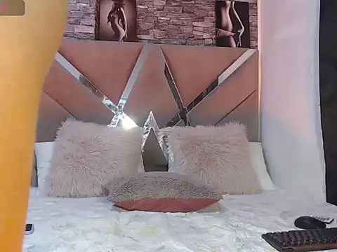 black_tsx webcam