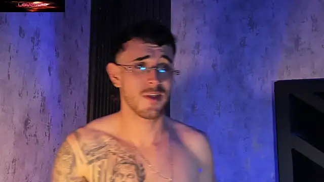 CodyWalkerR webcam