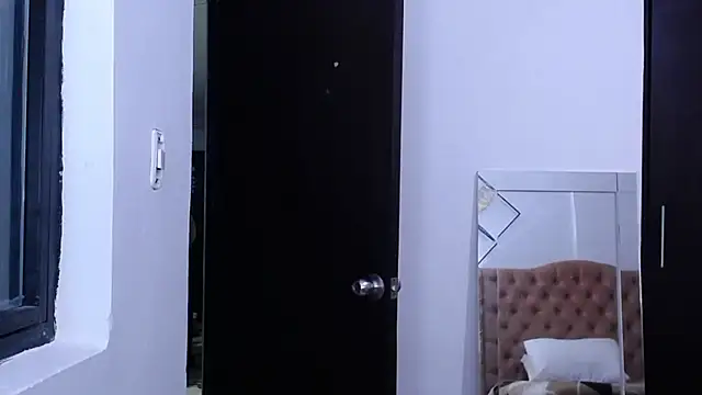 cute_eidenx webcam