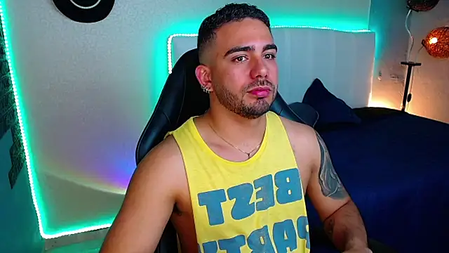adamhairy webcam