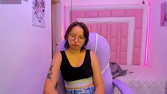Klaret_Toy webcam