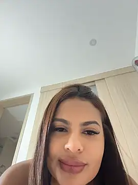 Irina_Velvett webcam