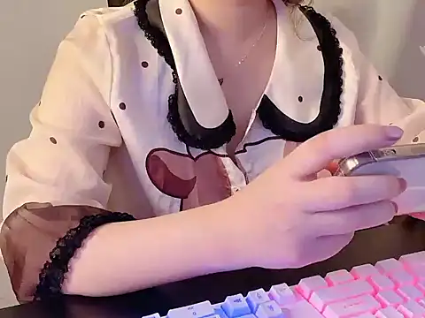 hunhun122 webcam