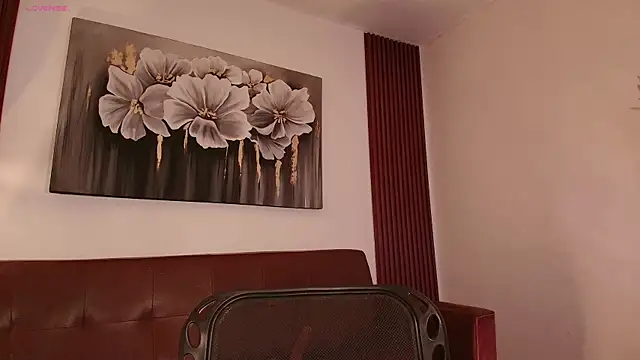 Hilaryebony_ webcam