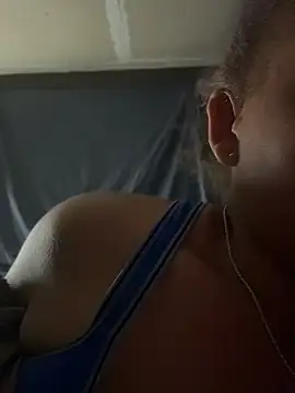 quinn_damilf - Quinn_damilf's free webcam - UK Sex Cams