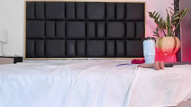 isabella_gloww webcam