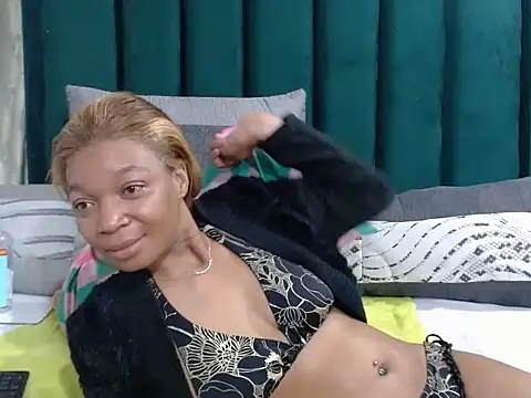 Usher22 webcam