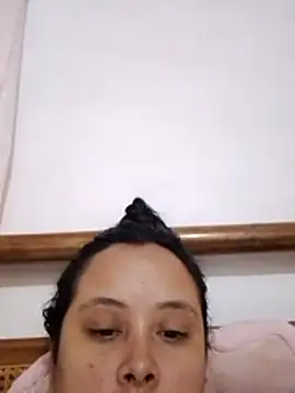 Laura_99 webcam