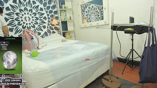 amalla_ live cam on StripChat