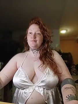 CURVYSAKURA webcam