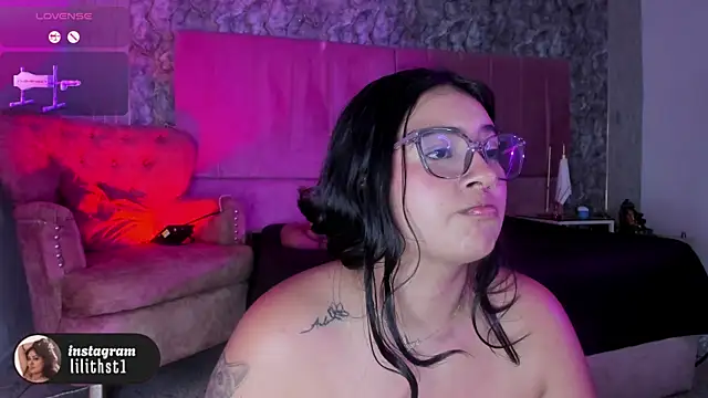 lilithst_ live cam on StripChat
