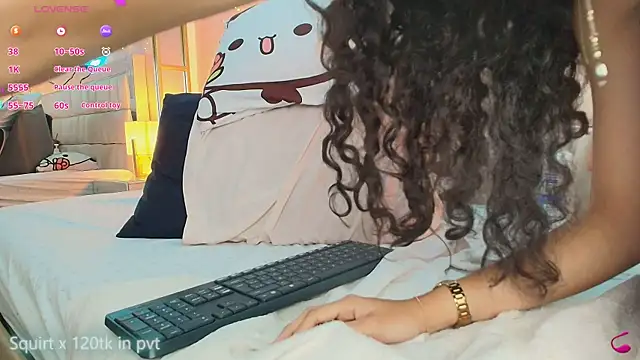 anahi_maite live cam on StripChat