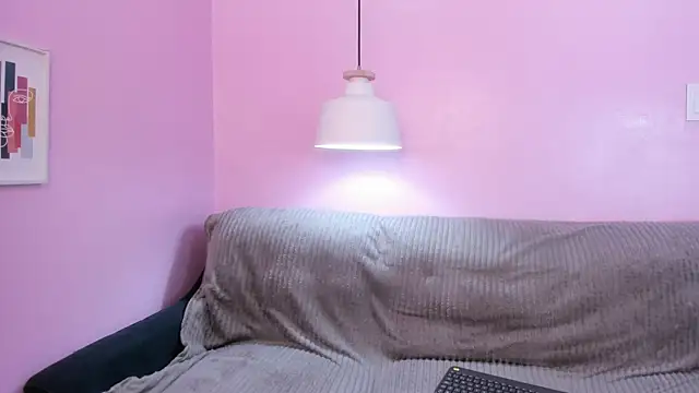 Hiyakasudere live cam on StripChat