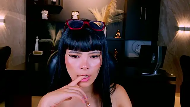 AgathaKondo_ webcam
