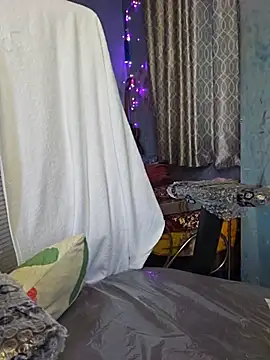 Desi_Maya69 live cam on StripChat