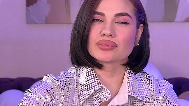 AdrianaToress webcam