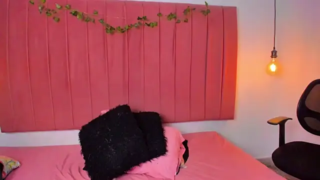 ana_foxi webcam