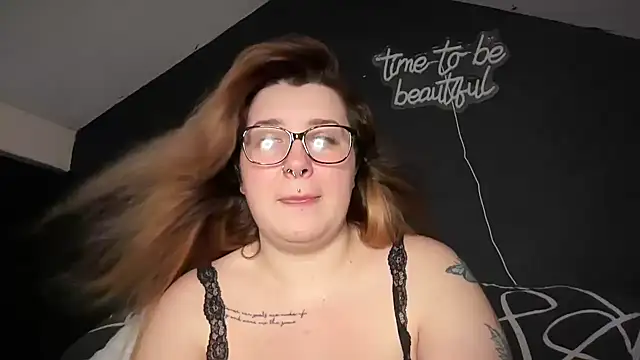 curvy_rosie69 live cam on StripChat