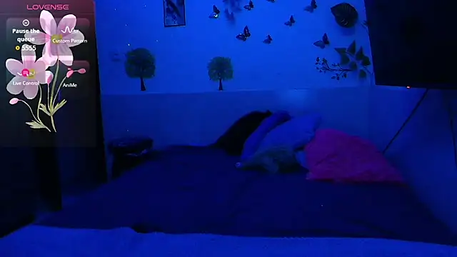 emily_cooper_t webcam