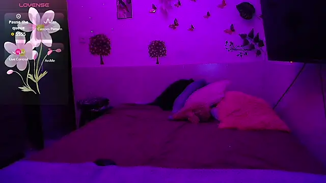 emily_cooper_t webcam