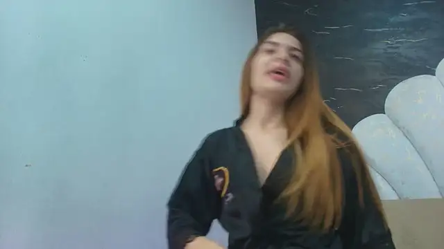 kissme_luna webcam